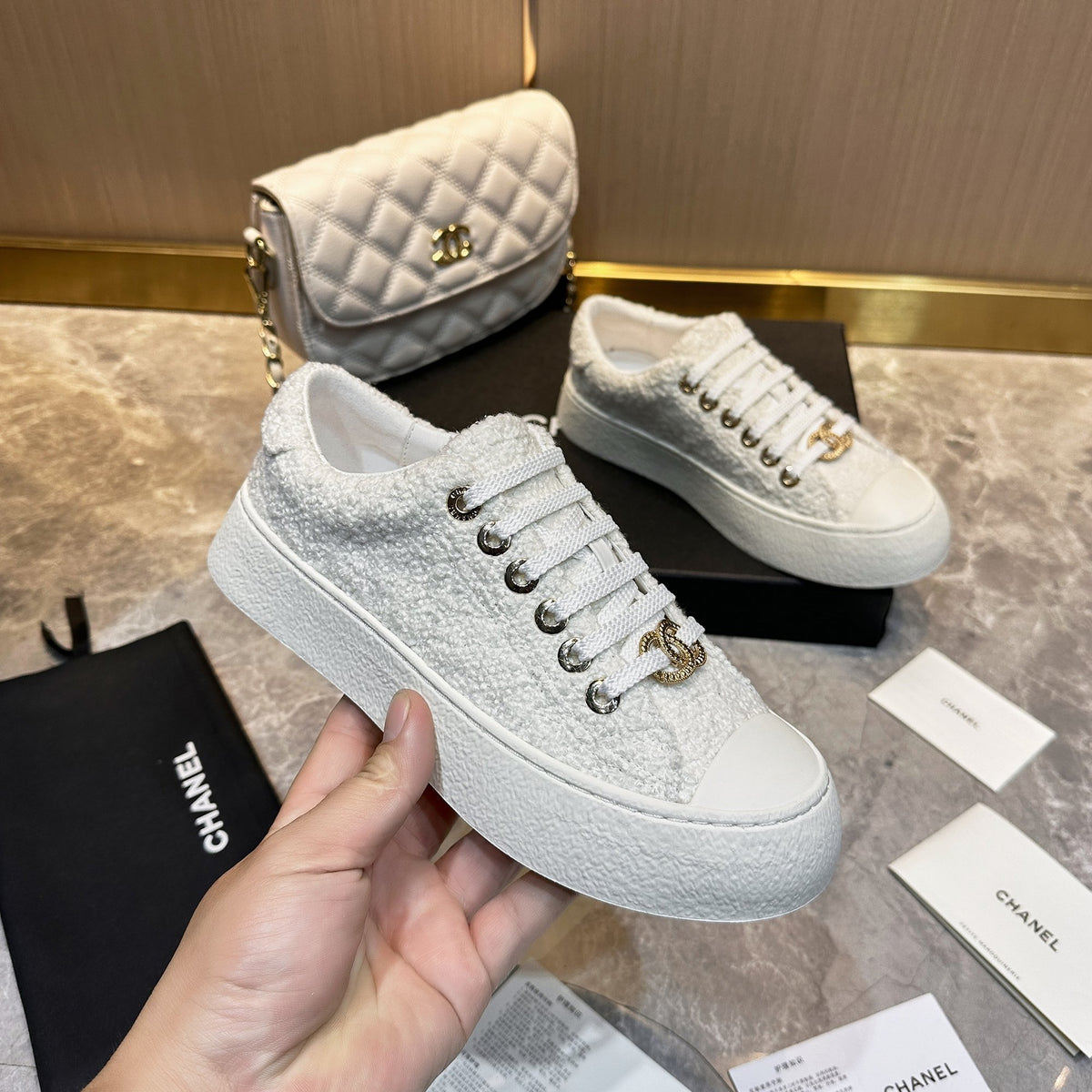 fashion casual low-top sports shoes 0725021004