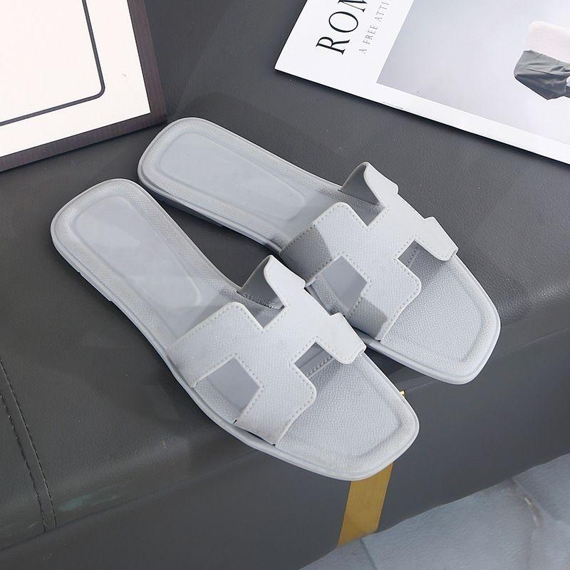 H Family New Flat Slippers 1024062818