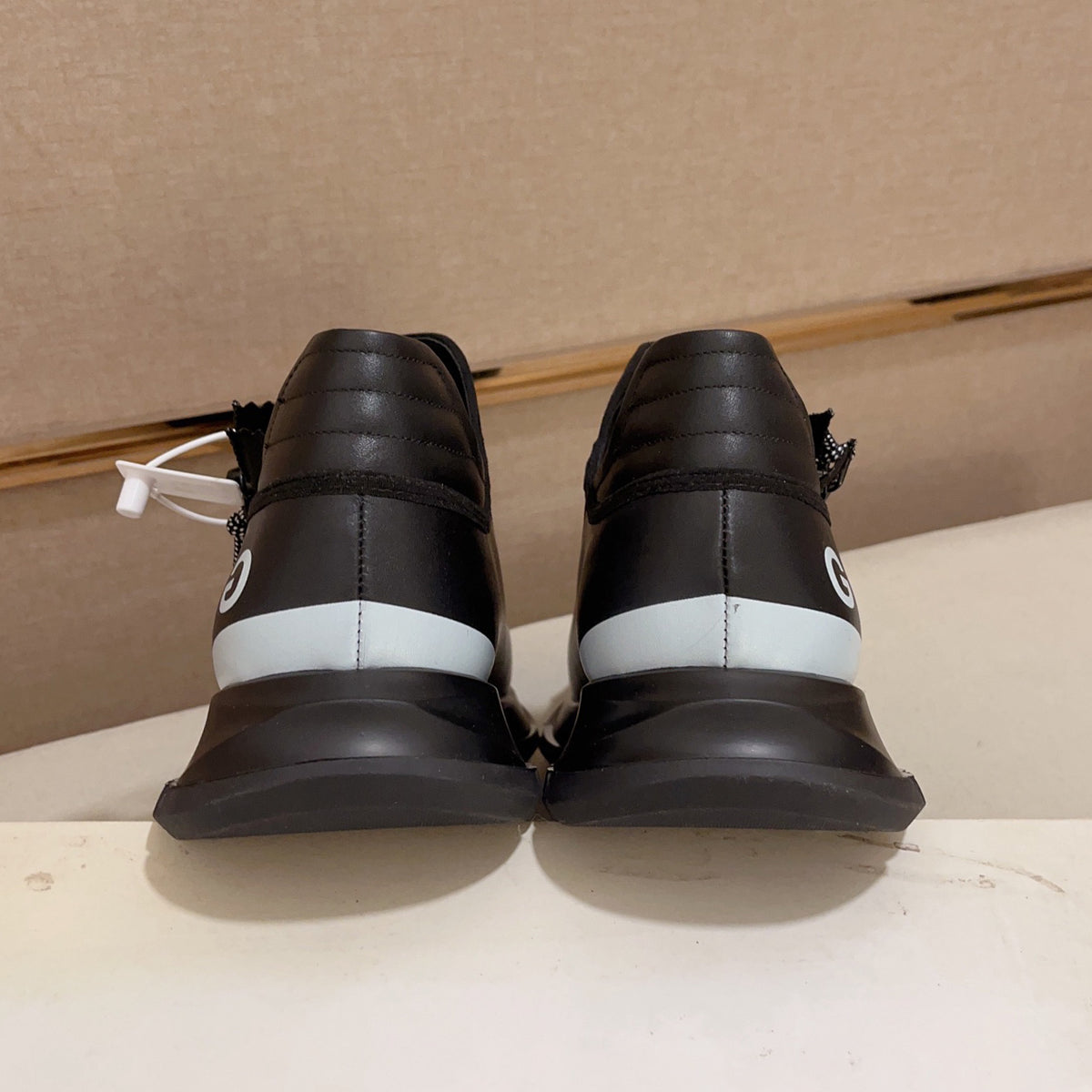 GB Comfortable sneakers 1824070201