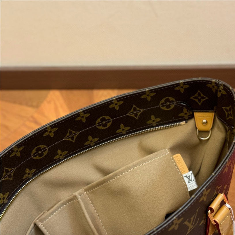 L New Large Capacity Shoulder Bag XC24092316