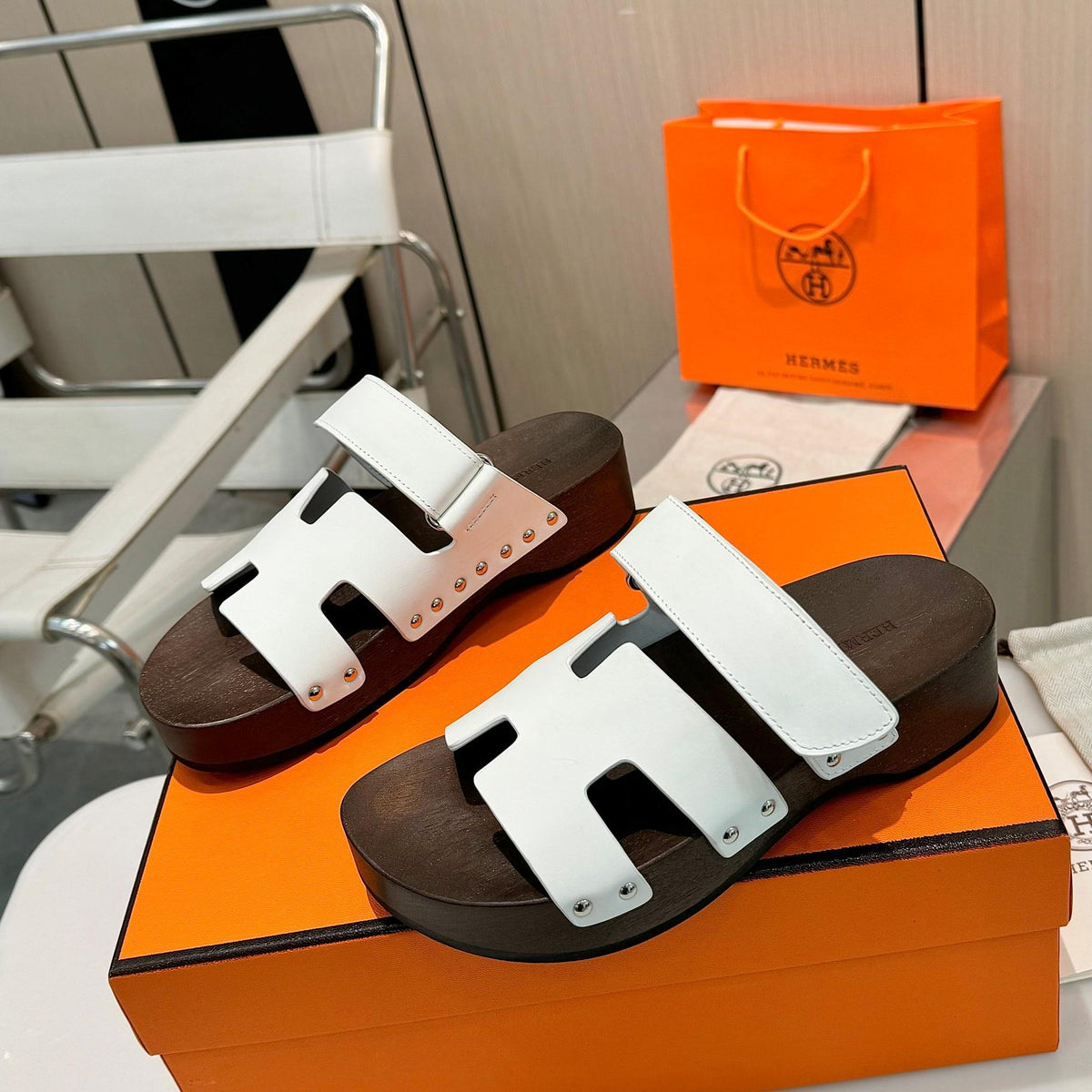 H Fashion Clogs Sole Rivet Ladies Slippers 0725031302