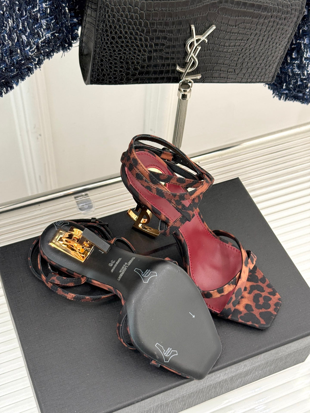 new fashion letter high heels 0725051401