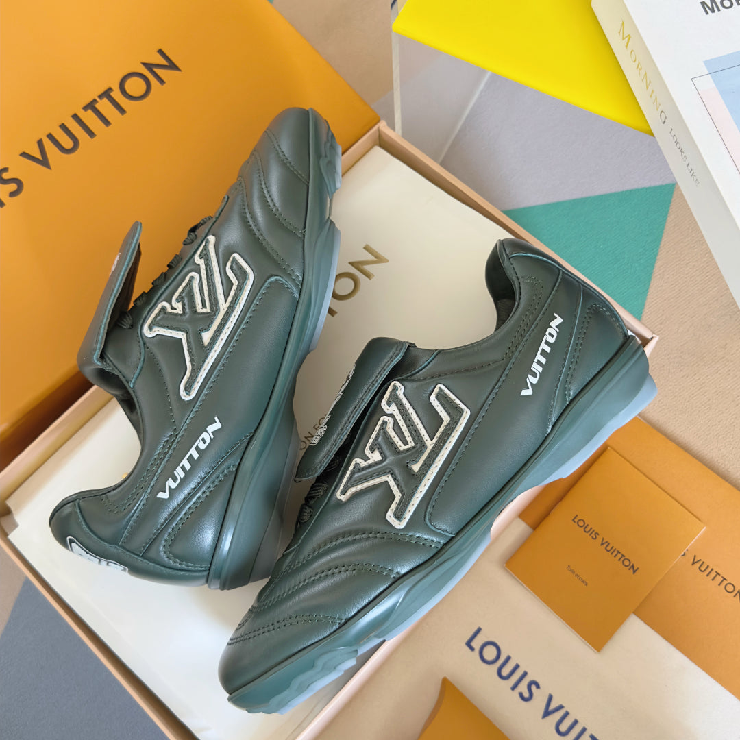 L-Footprint Series Couples Football Shoes 0725021401
