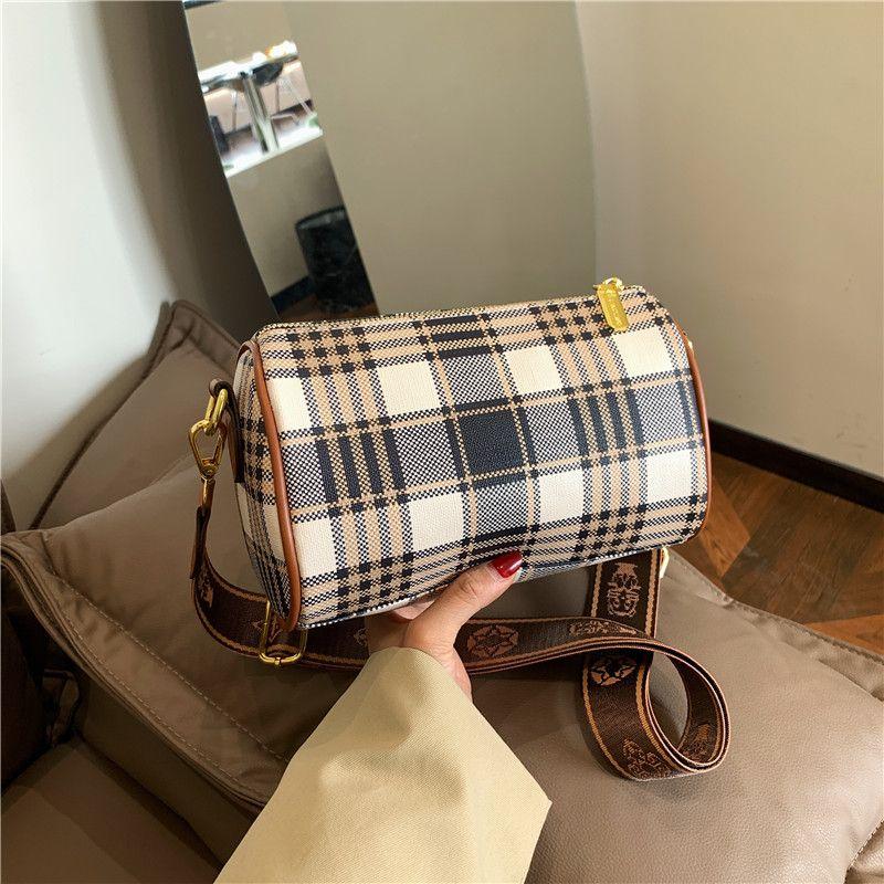 Shoulder Crossbody Pillow Bag Large Capacity Retro Check All-Match Bag 1024042713