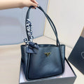 Fashionable and casual tote bag 1024101204