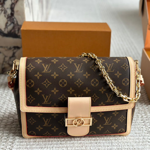 24 show Dauphine Soft handbag 1824040709