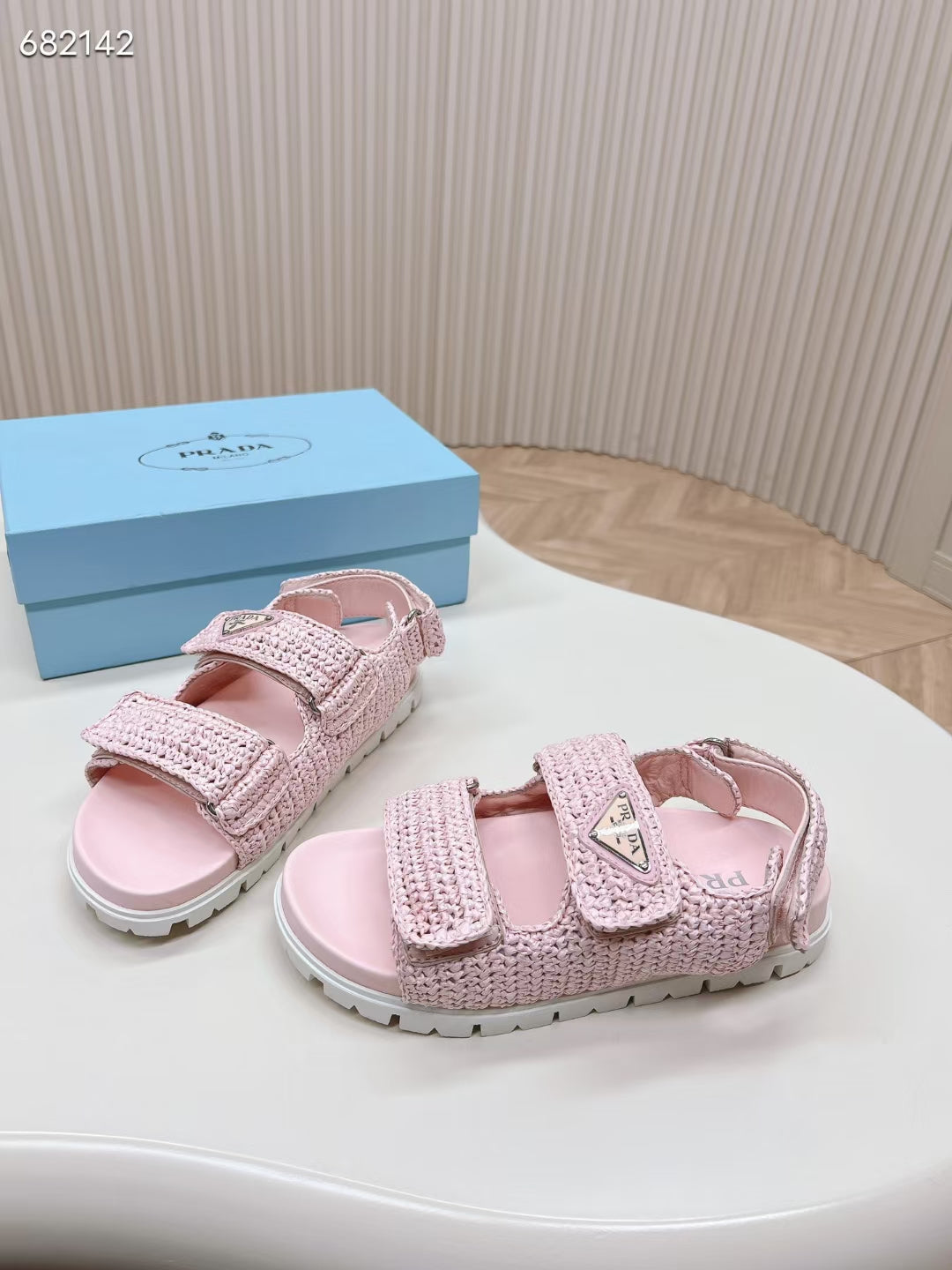 P Woven Strap Sandals 0724071819