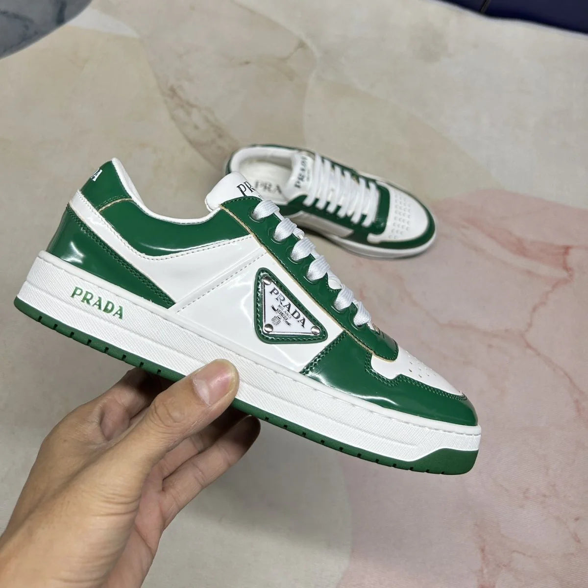 P New Women's Shoes Casual Shoes Triangle Buckle Lace-up Sneakers 1024060508