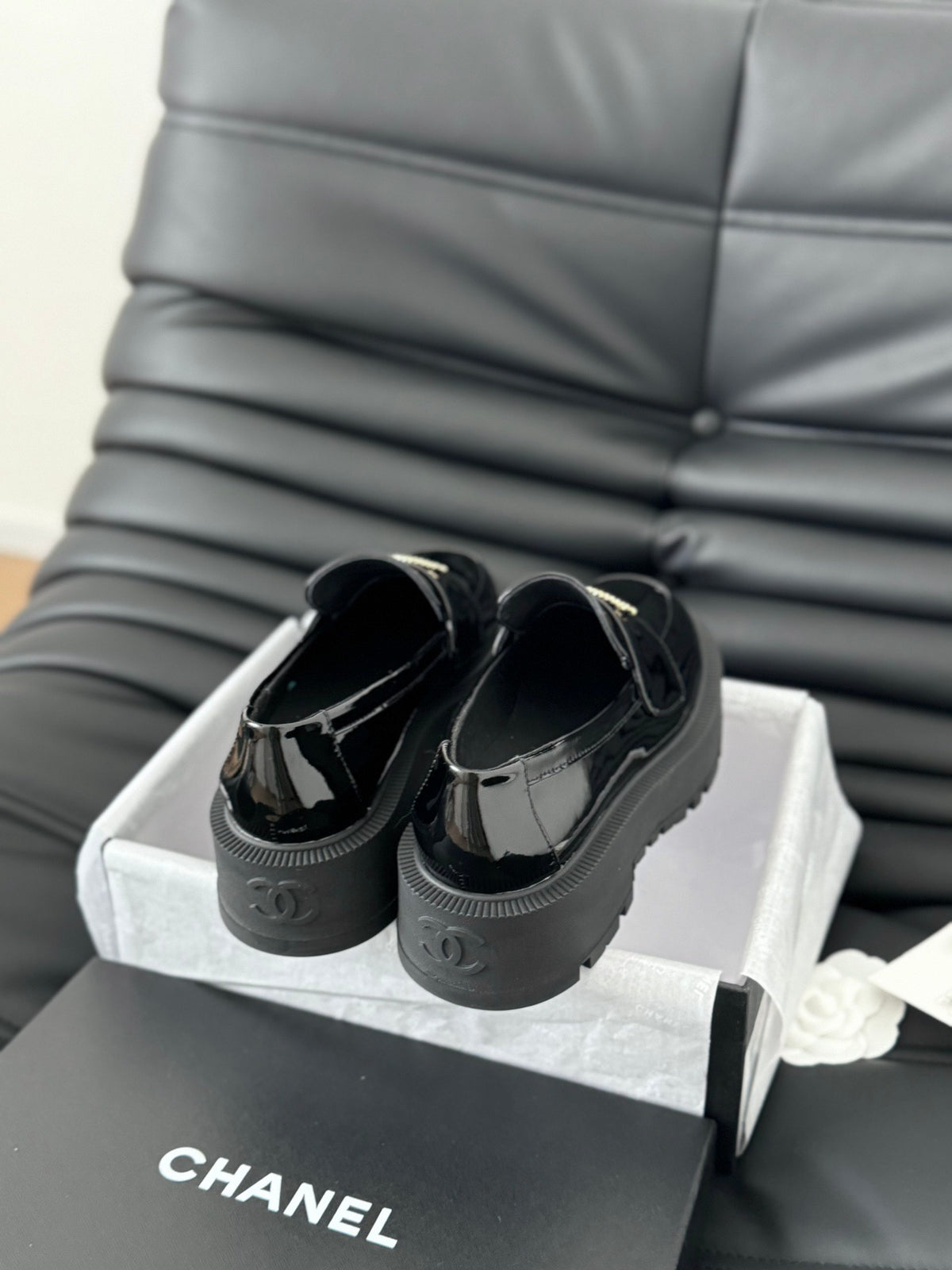 24b New Fashion Leather Loafers 0724080601