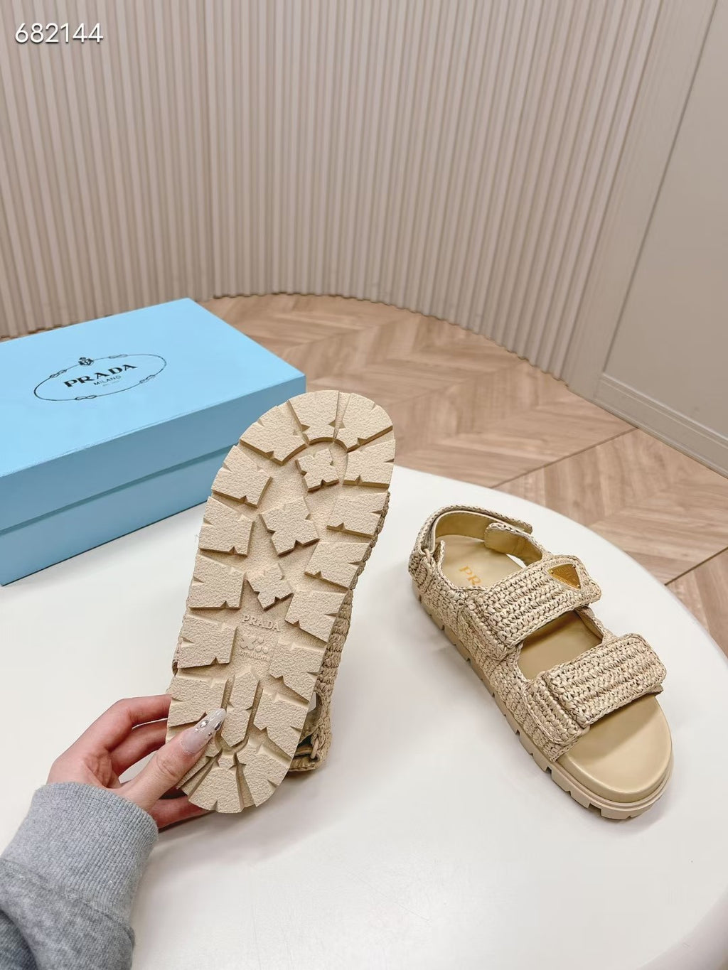P Woven Strap Sandals 0724071819