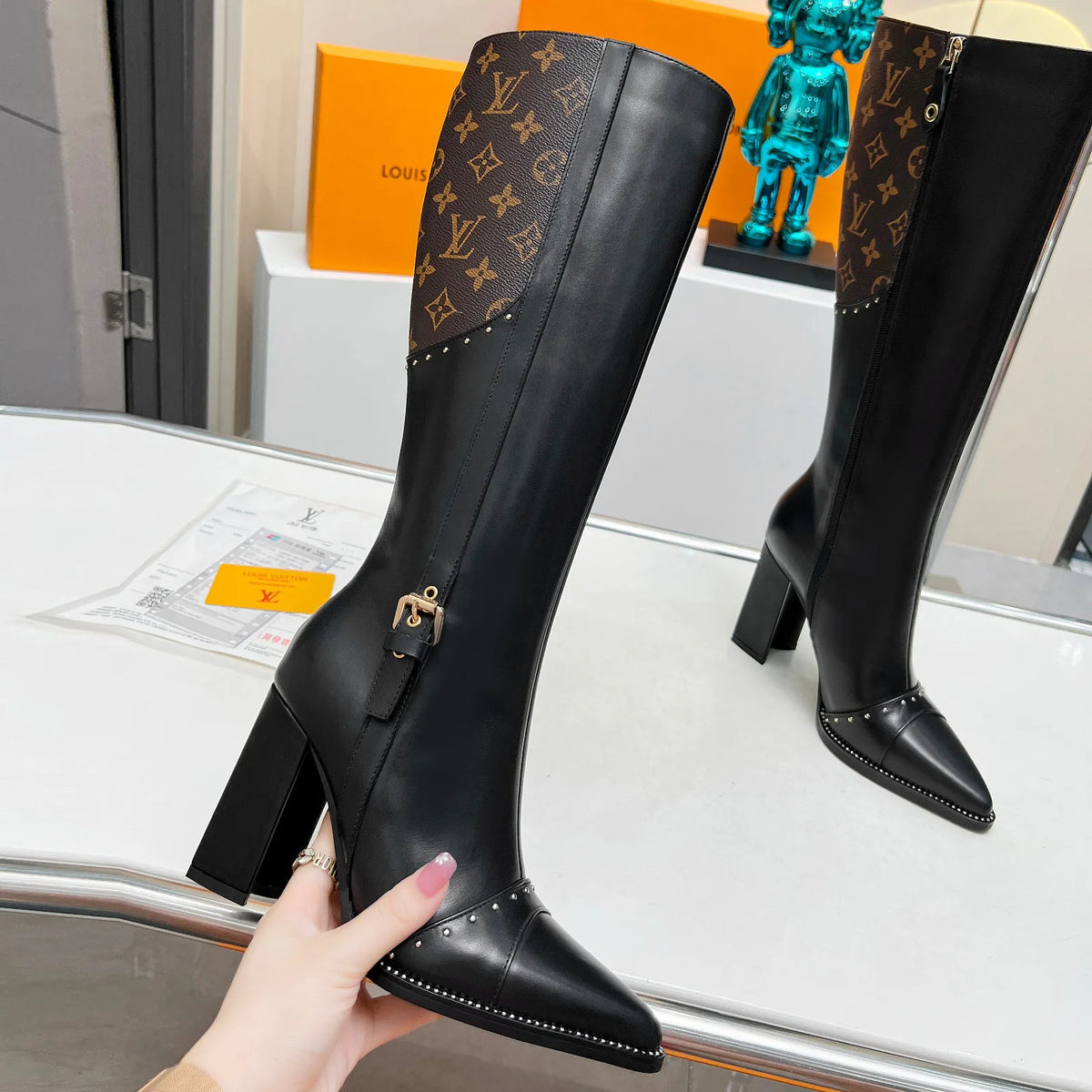 Autumn and Winter Fashion Versatile 9cm Long Boots 1024101504