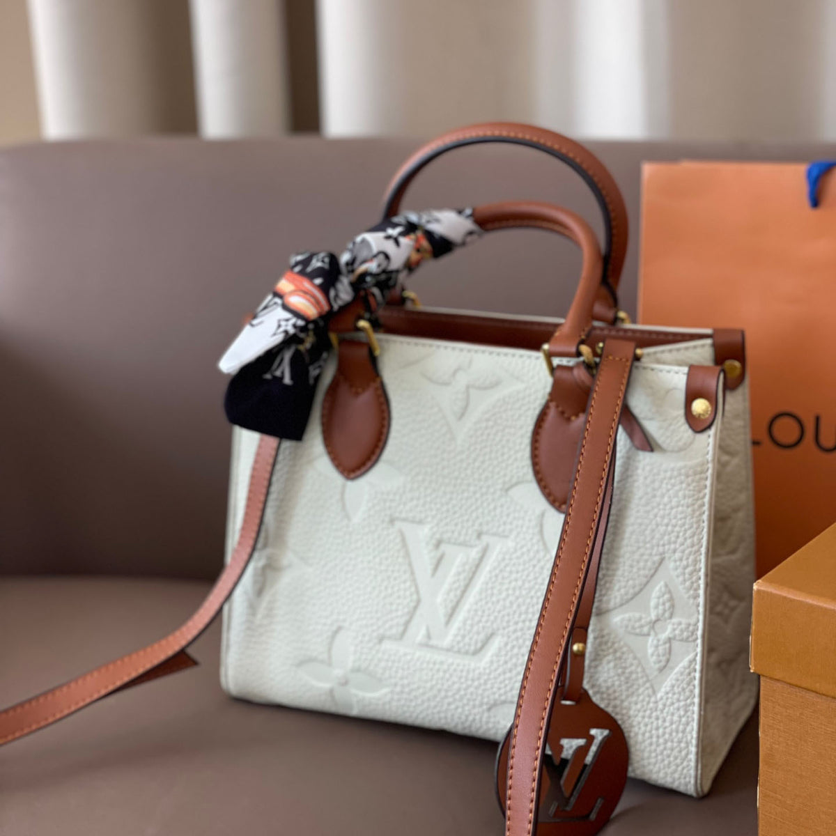 L Fashion Embossed Cowhide Bag XC24092411