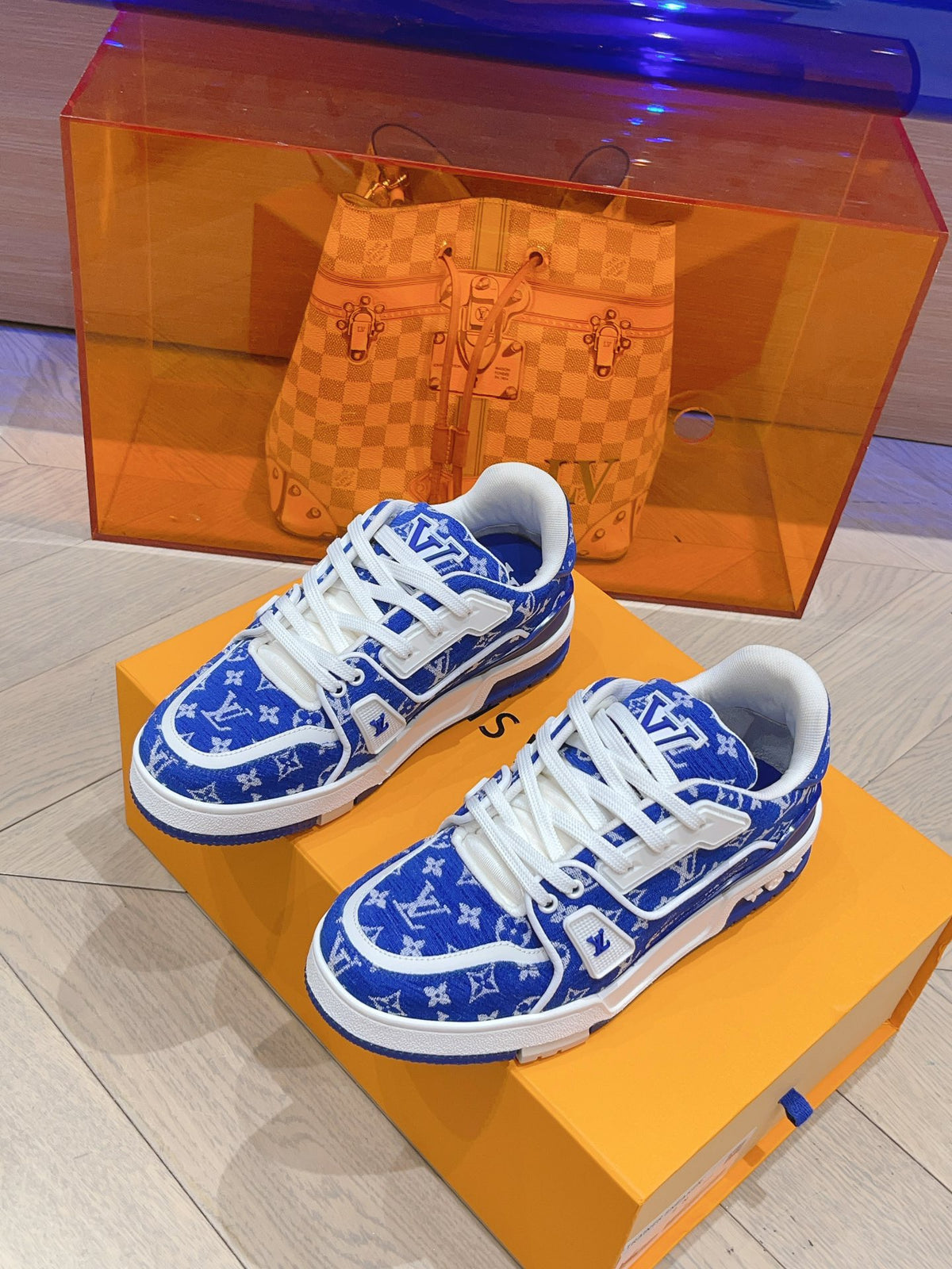 L couple limited series casual denim print sneakers 0725012402