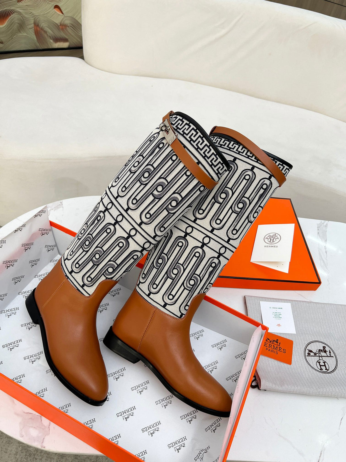 H Kelly Buckle Knight Boots 0724110418