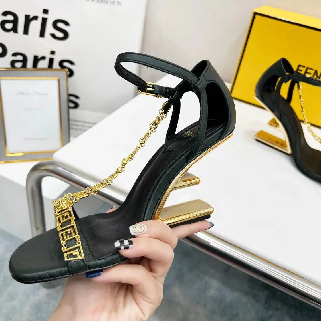 Gold Metallic Diagonal F-Shaped Heel Sandals 1025042325