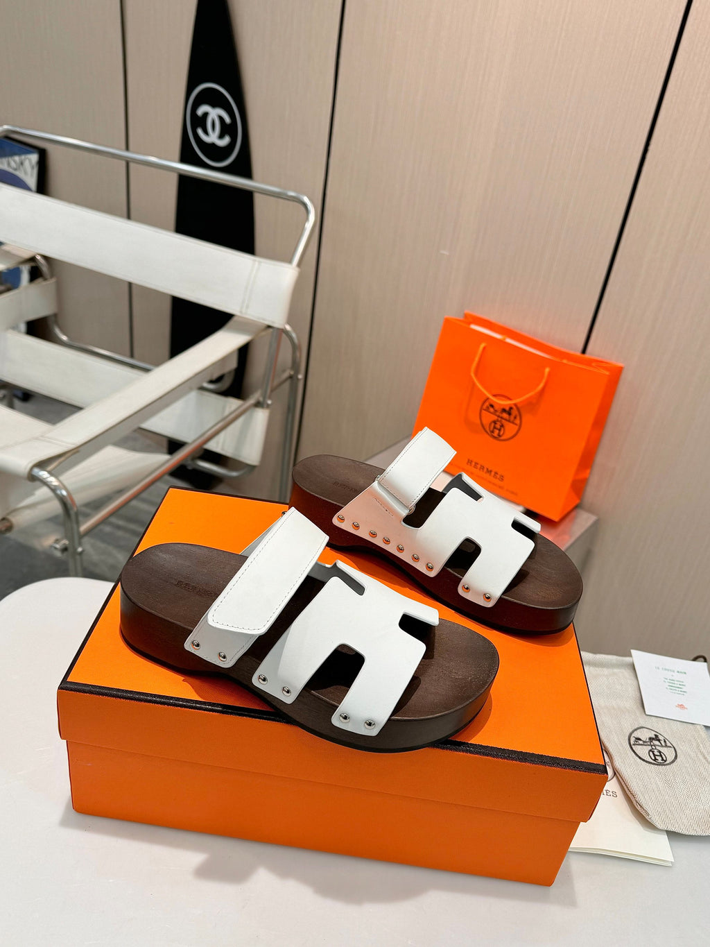 H Fashion Clogs Sole Rivet Ladies Slippers 0725031302