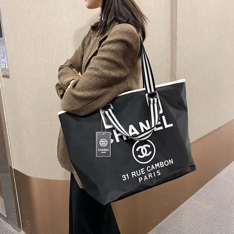 Fashion Versatile Letter Casual Handbag PD10042704