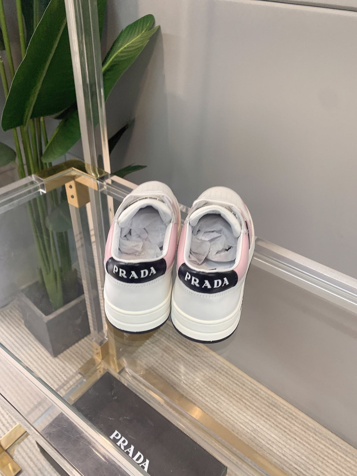 P classic white shoes 0724111201 0724111202
