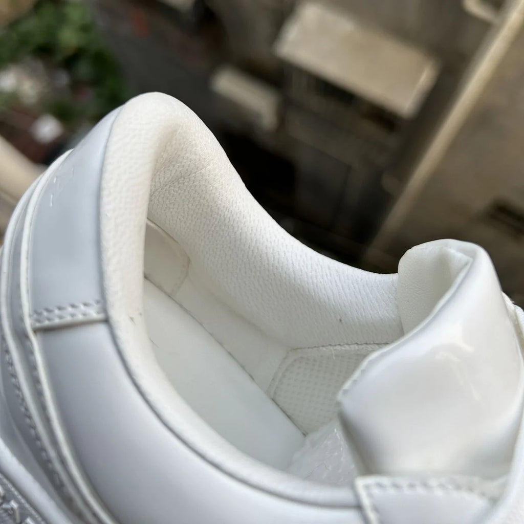 P New Women's Shoes Casual Shoes Triangle Buckle Lace-up Sneakers 1024060508