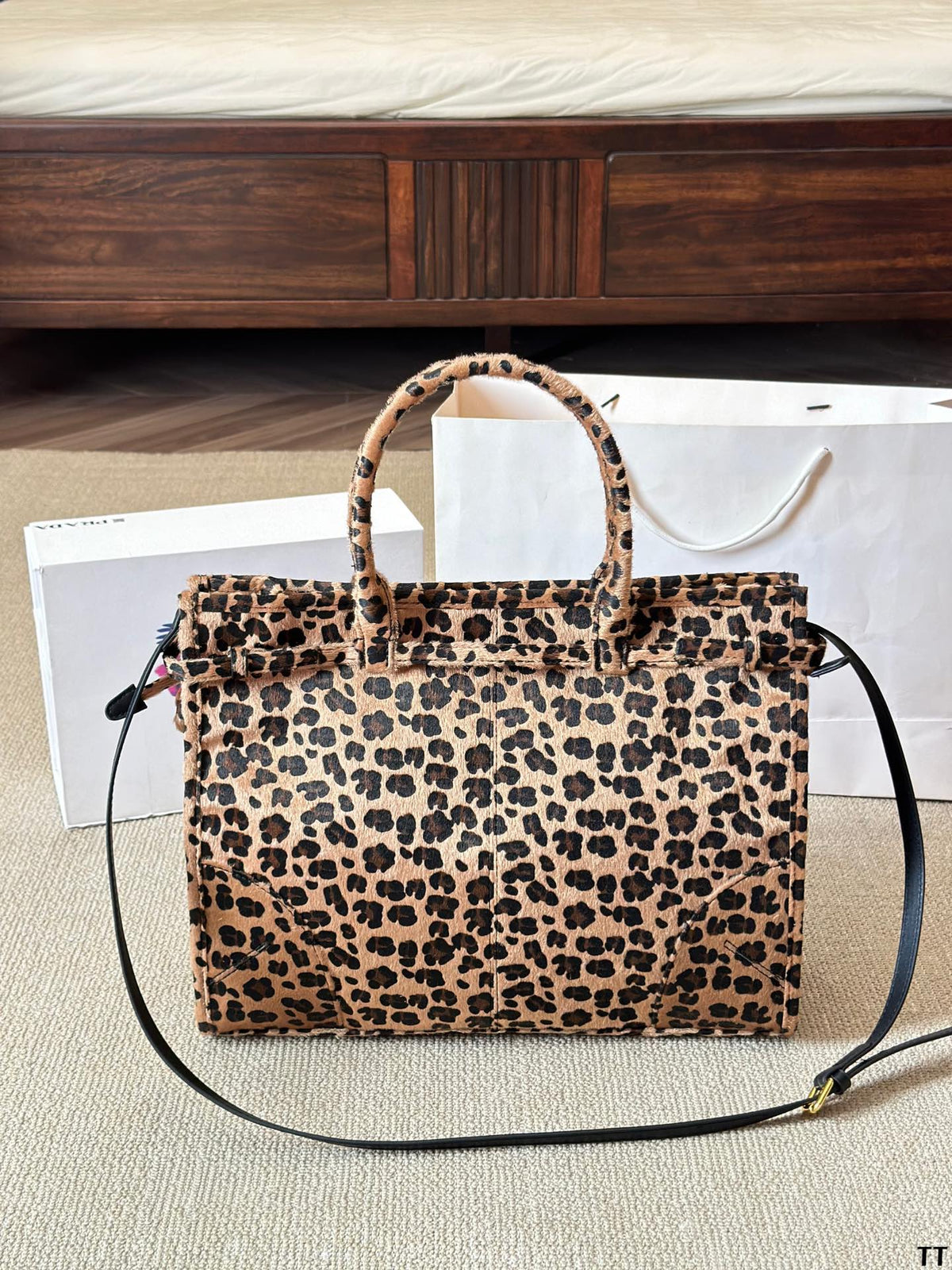 P New leopard print horse hair handbag 0724110404