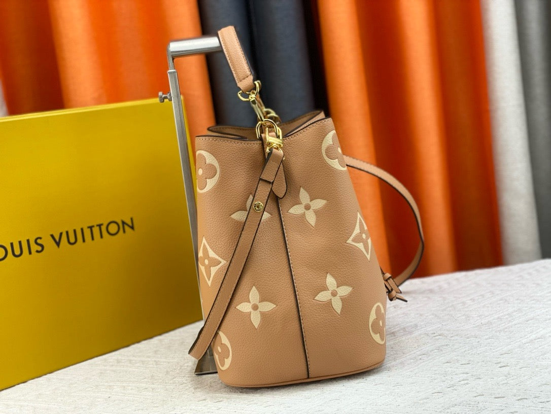 V fashion bucket bag 0724032601
