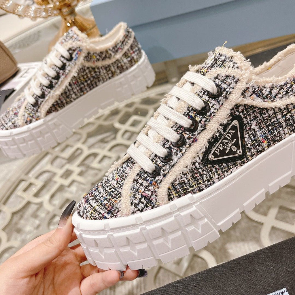 New Thick-soled Muffin Board Shoes Women's Sports Shoes Casual 1024052725