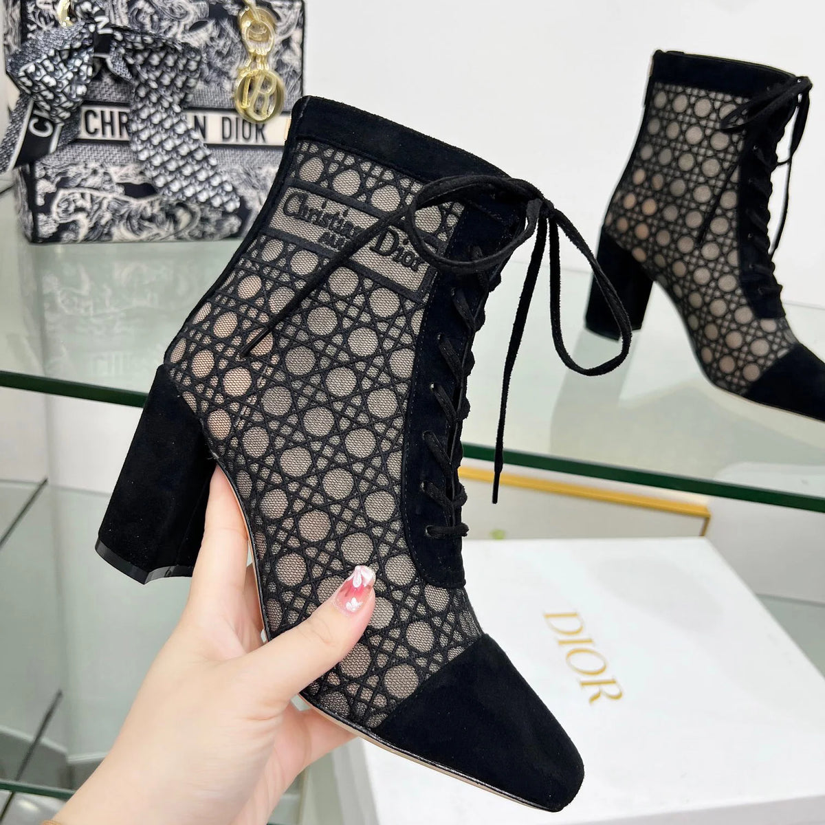 Embroidered Jacquard Mesh Boots 1025101404