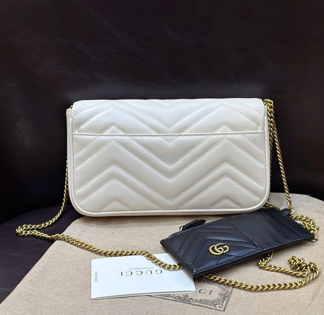 G marmont chain shoulder bag 0724033102
