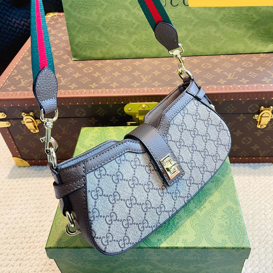 New fashion versatile crossbody bag 1024041821