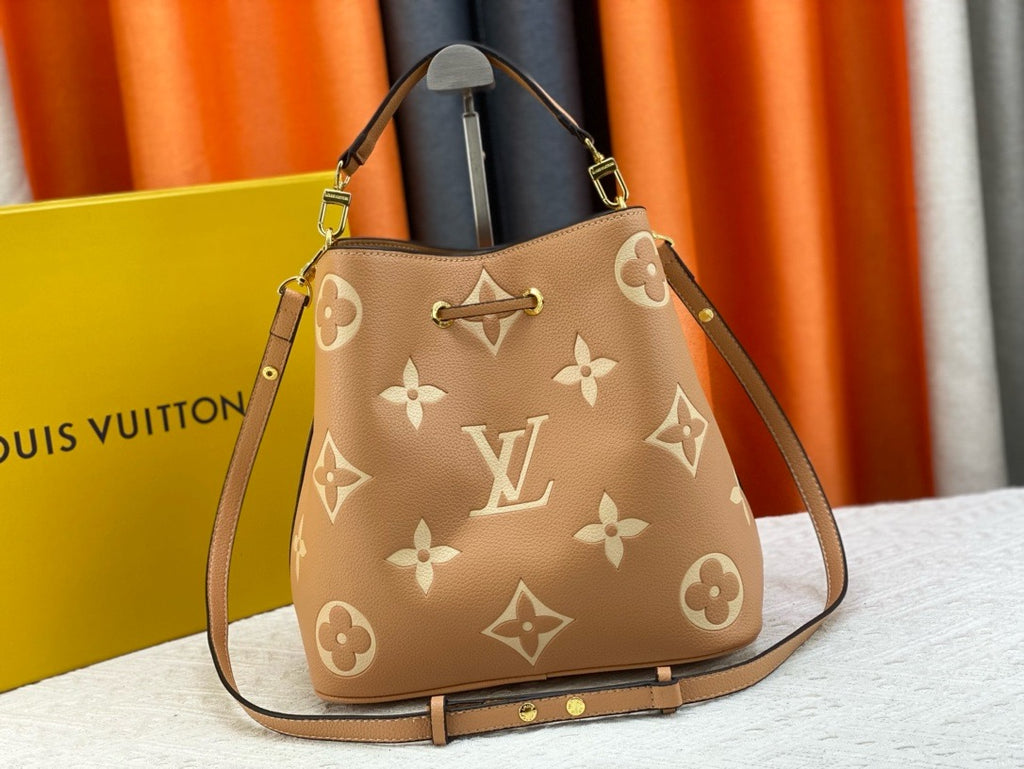V fashion bucket bag 0724032601