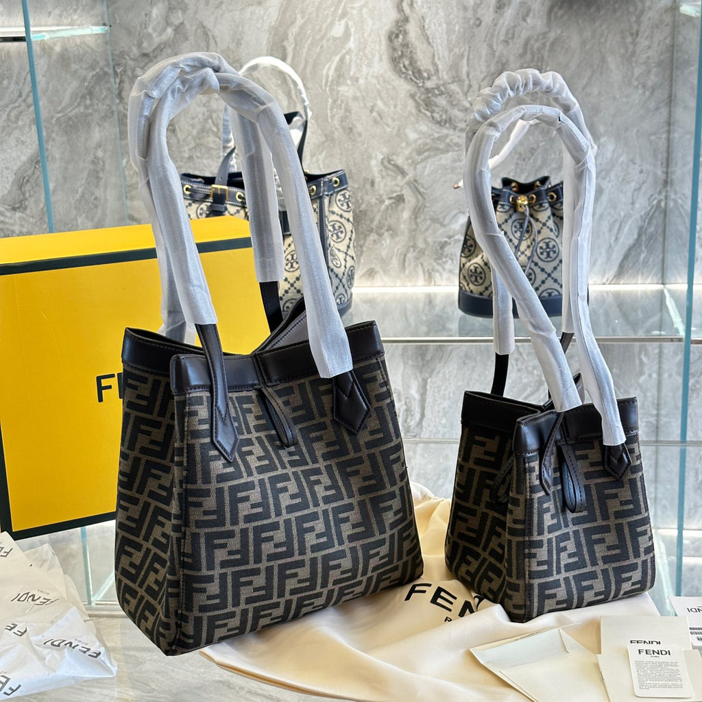 New Origami classic letter print folding bag 1824040208