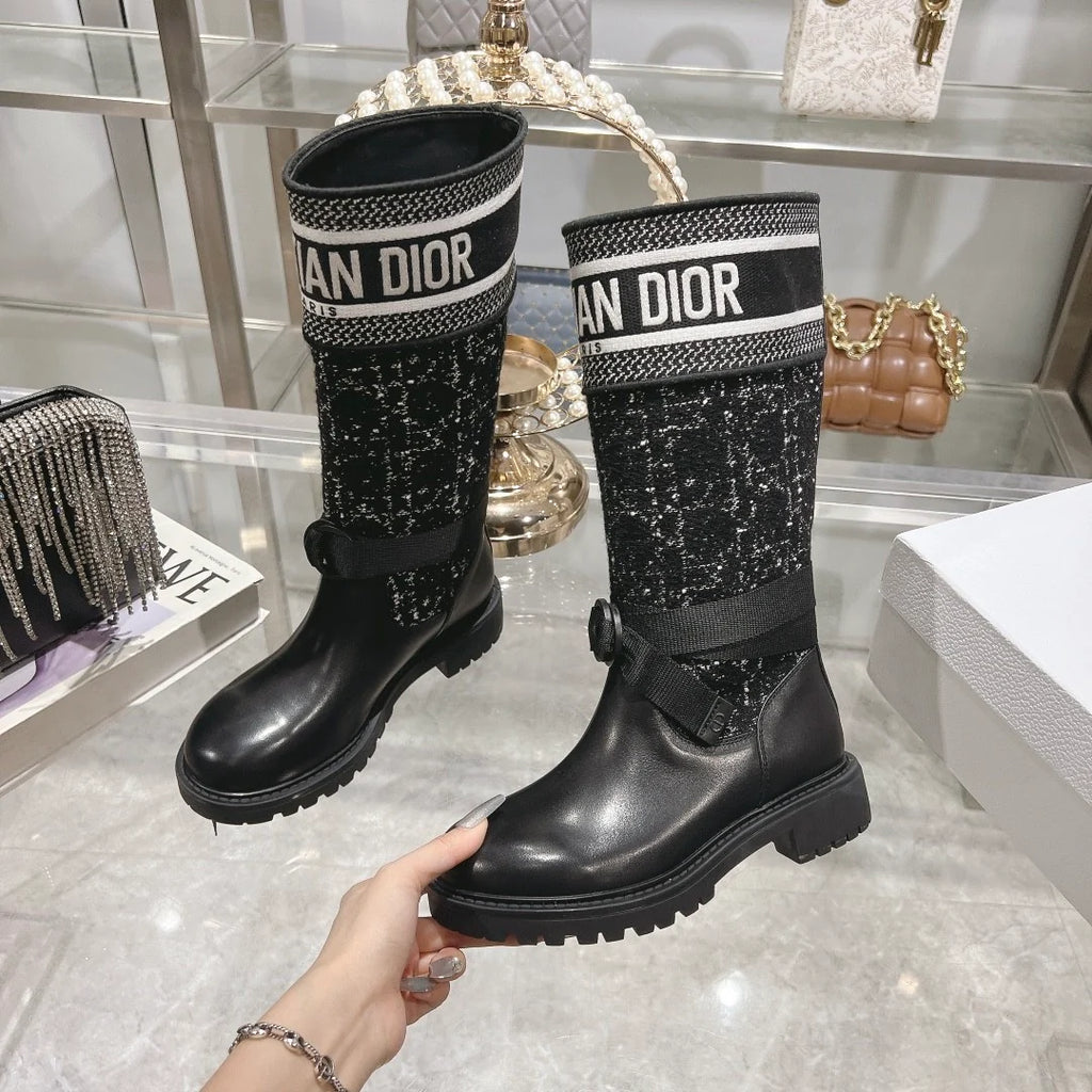 New embroidered letter boots 1024093015
