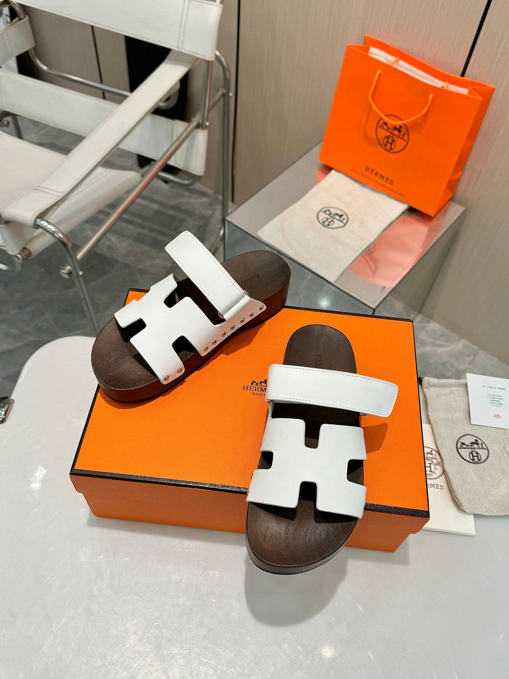 H Fashion Clogs Sole Rivet Ladies Slippers 0725031302