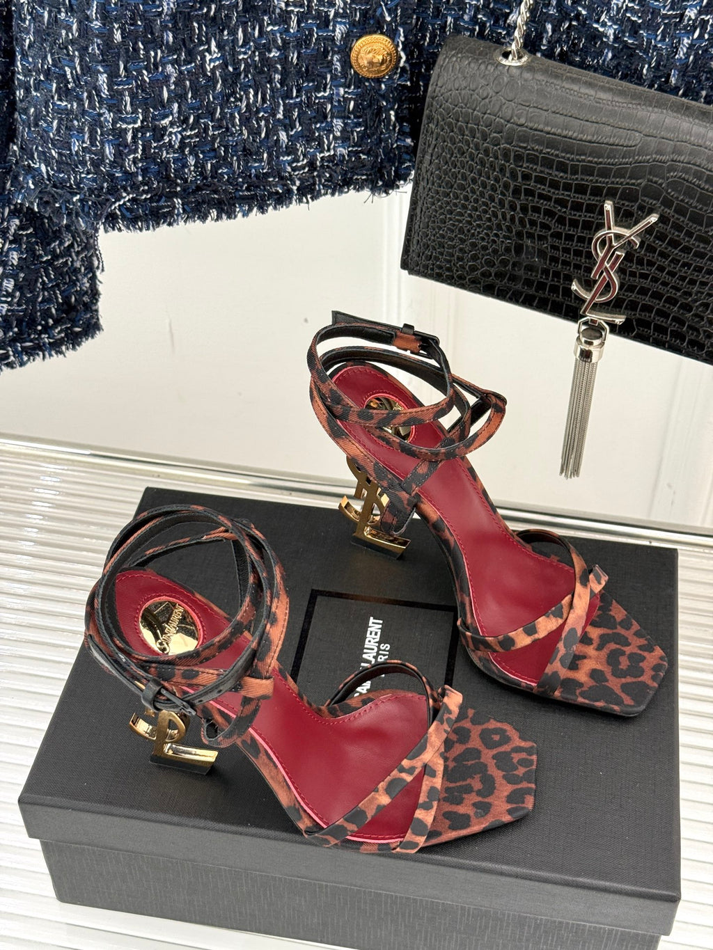 new fashion letter high heels 0725051401