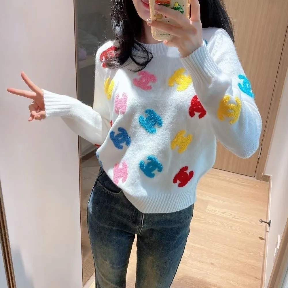 Round neck long sleeve knitted sweater top 9000914001