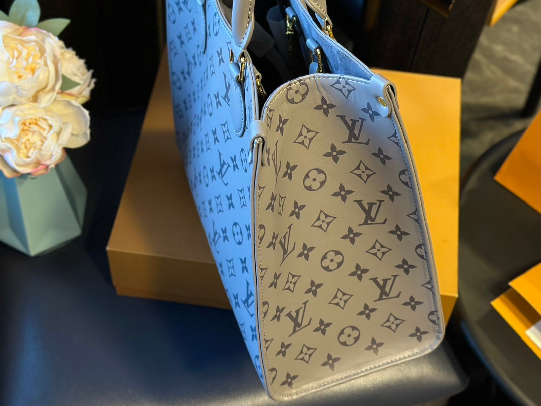 V gray print fashion onthego handbag 0724101704