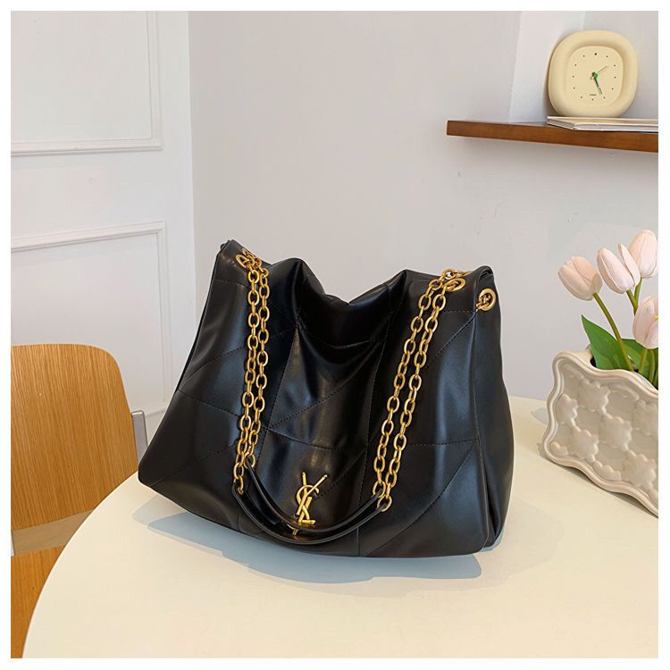 High-end Large-capacity Crossbody Bag 0823121101