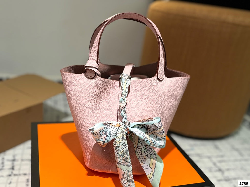 H Picotin18 Multicolor Bucket Bag 0724101014