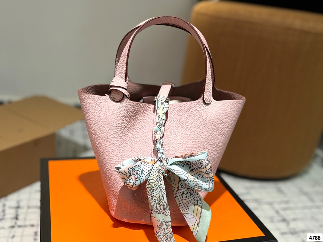 H Picotin18 Multicolor Bucket Bag 0724101014