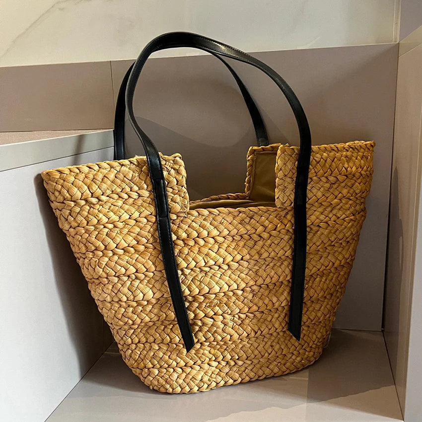 Fashionable and versatile large capacity straw woven shopping bag 1024061717