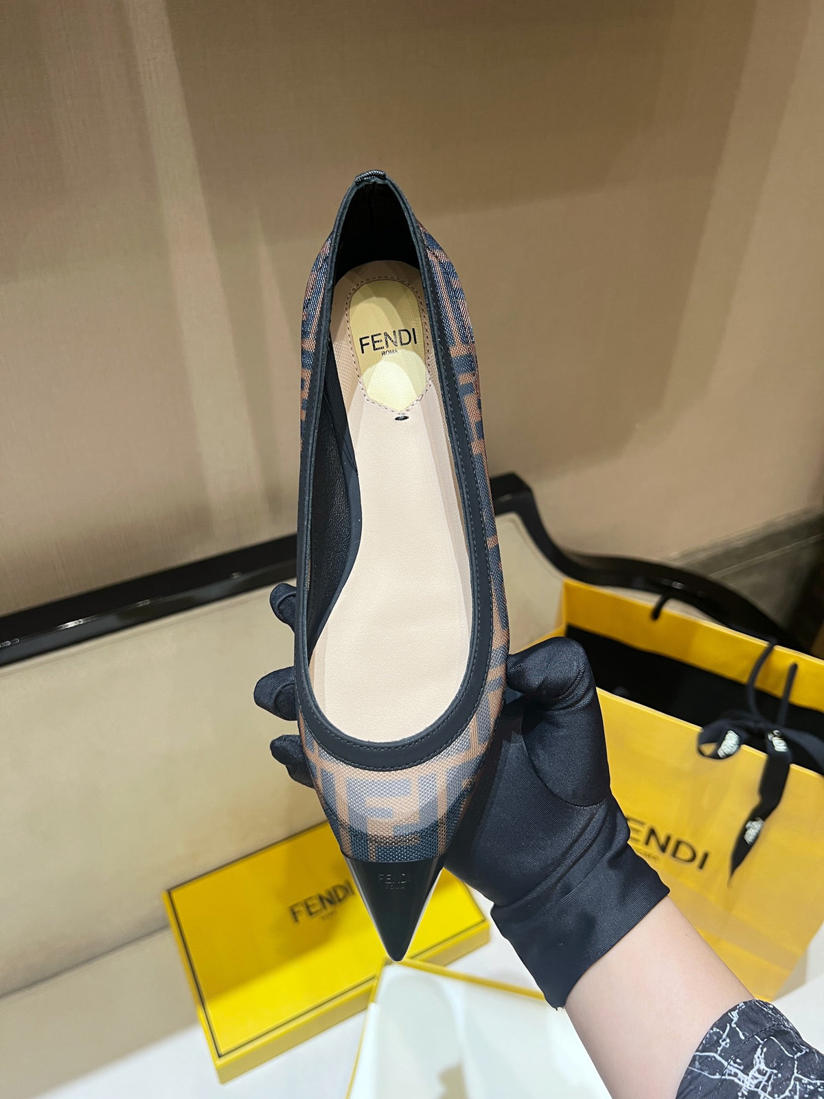 Fashion Pointed Toe Flats 0725030502