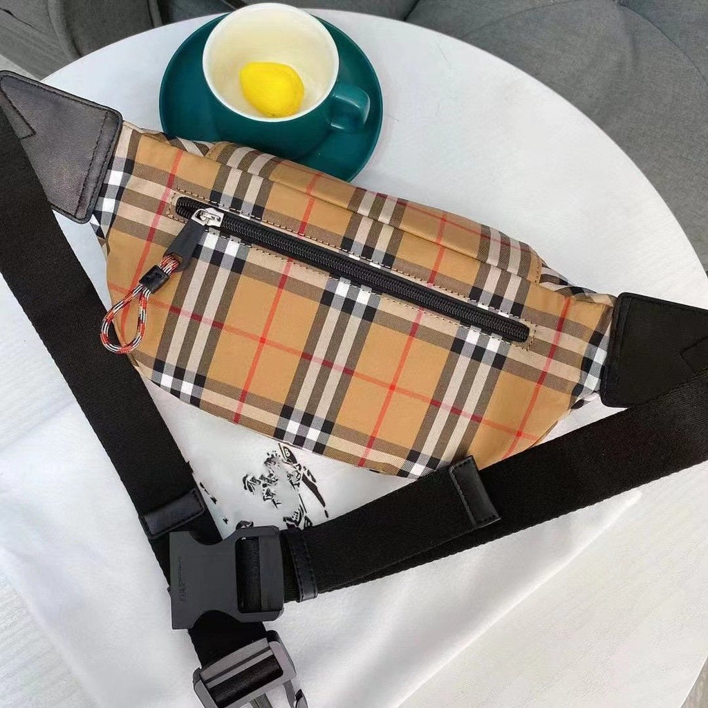 New Fashion And Versatile Classic Waist Bag 1023121803