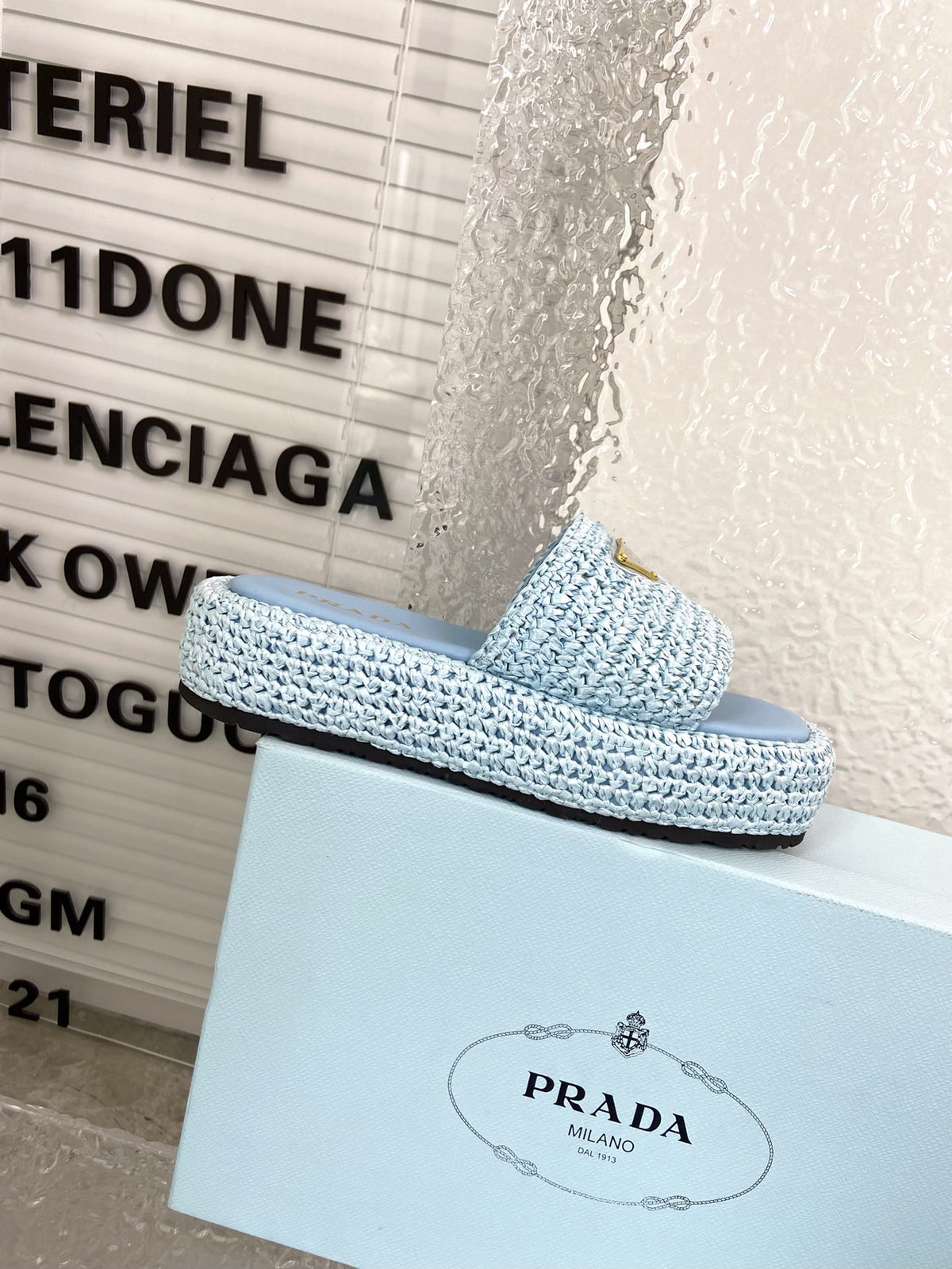 Spring and summer new style woven thick-soled triangle buckle strap slippers 0724032001