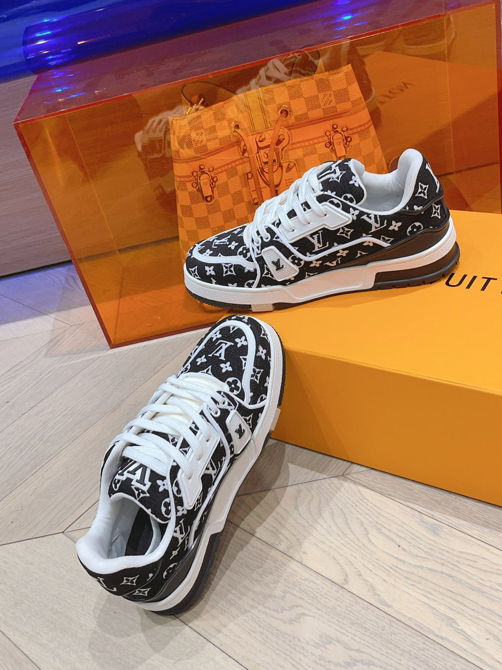 L couple limited series casual denim print sneakers 0725012402