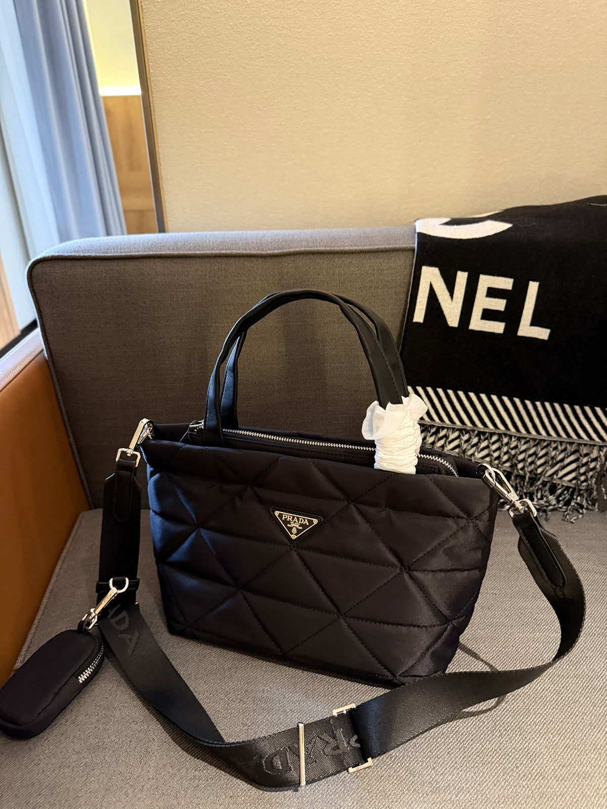 P Fashion Nylon Tote Bag 0724112803