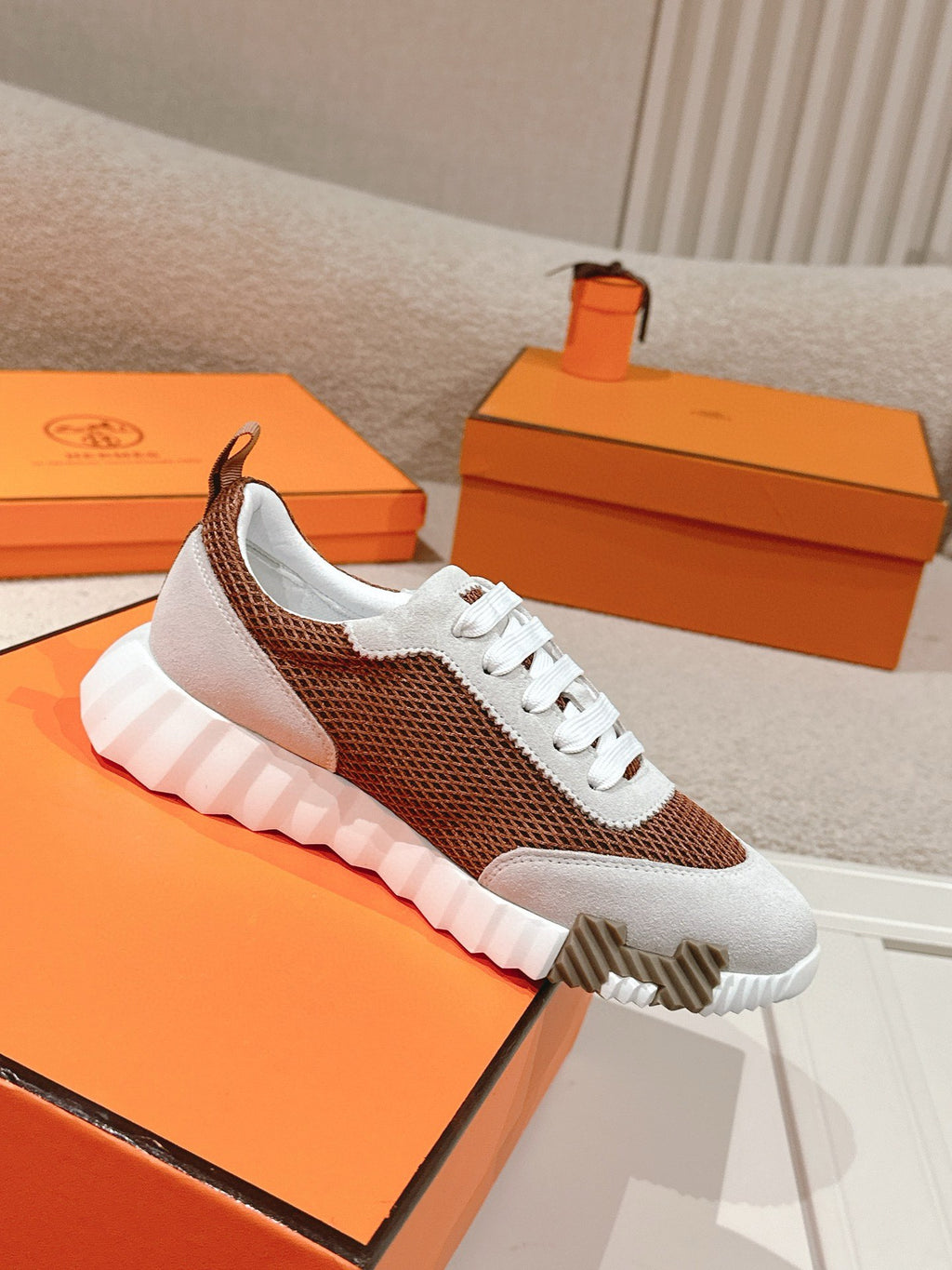 HM Bouncing sneaker 1824111308