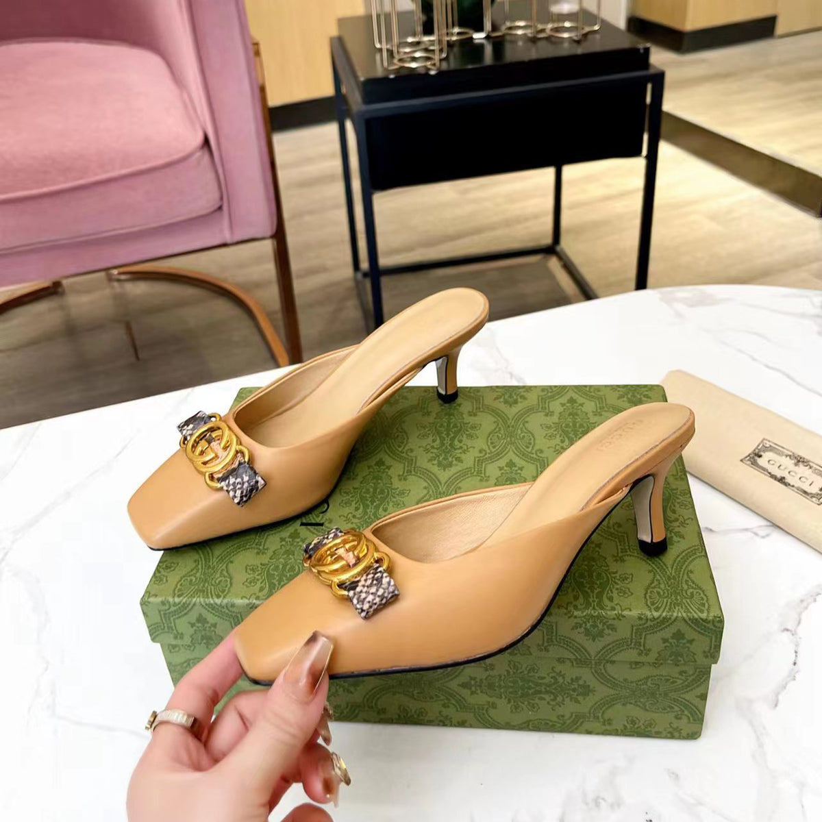 G－flat toe low heel leather shoes XC07062901
