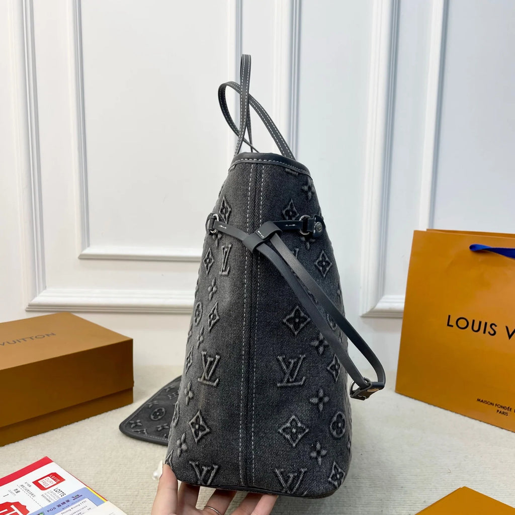 Women's Large Embossed Tote Bag 1426011301