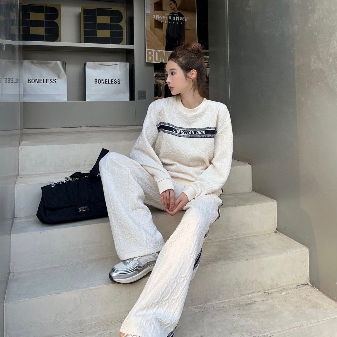 Autumn Jacquard Letters Round Neck Sweater. Straight Casual Pants Two-Piece SetPD052024011011