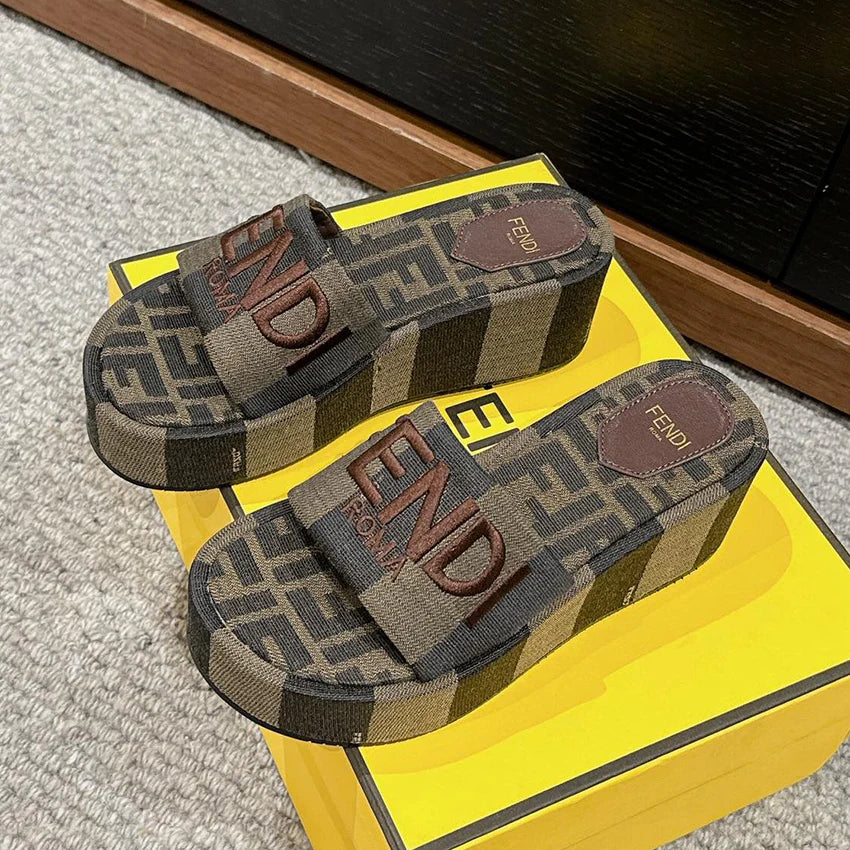 Fashion casual thick soled sandals and slippers 1024060710
